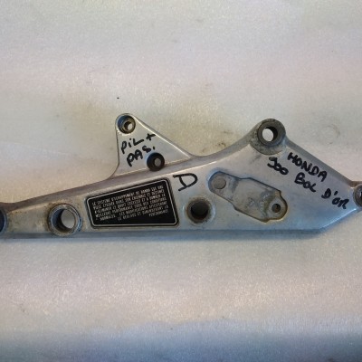 occasion Platine repose pied droite Honda 900 CB Bol D'or 