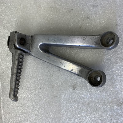 occasion Platine repose pied passager gauche Honda 900 CBR 