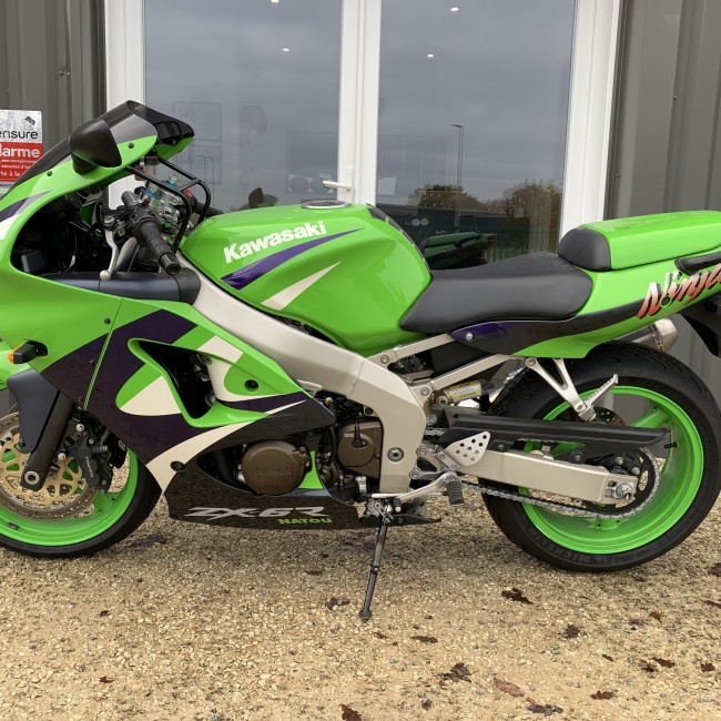 Kawasaki ZX6R