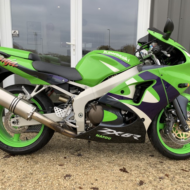 Kawasaki ZX6R