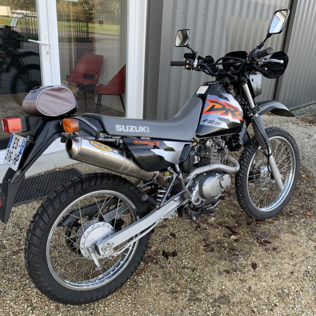 Suzuki 125 DR