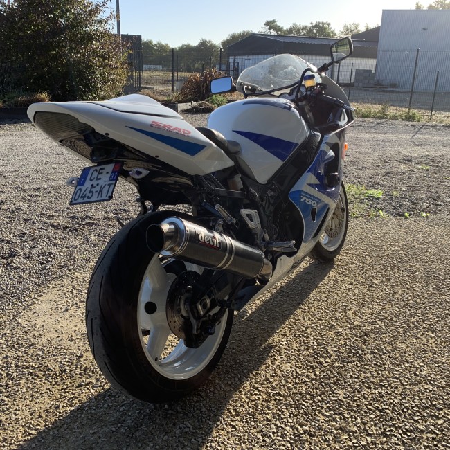 Suzuki 750 GSXR SRAD