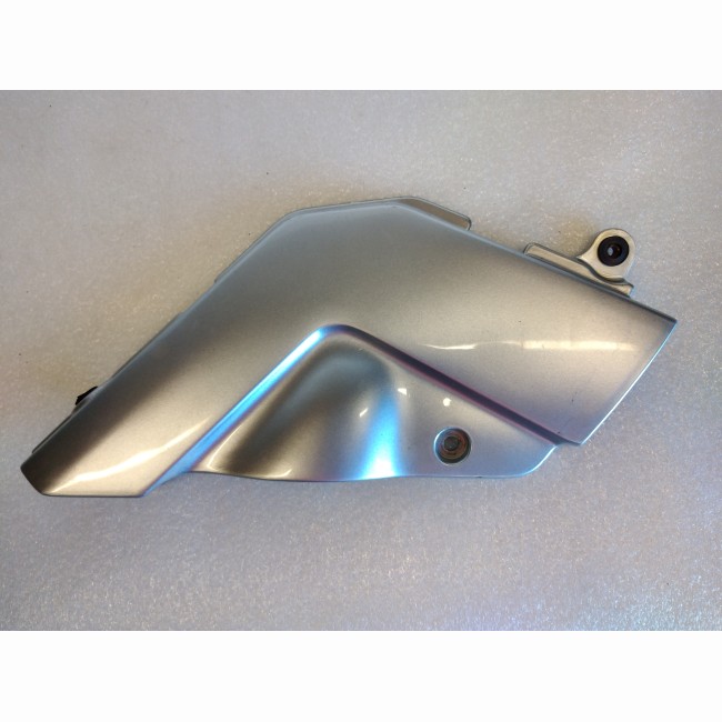 Cache cadre gauche Suzuki 750 GSXR