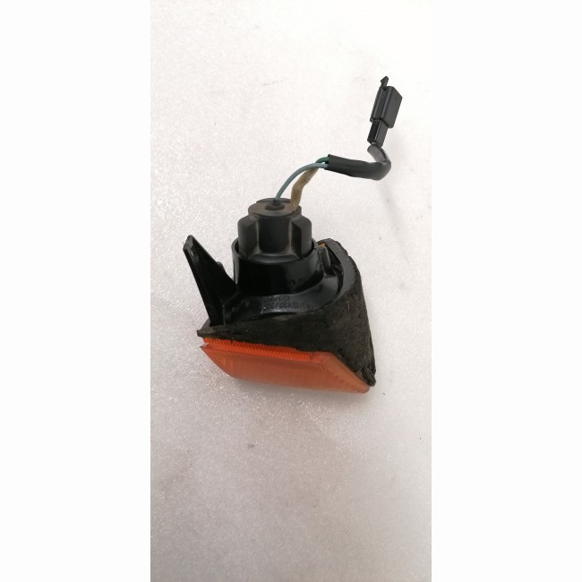 Clignotant avant droit Honda 750 VFR RC36