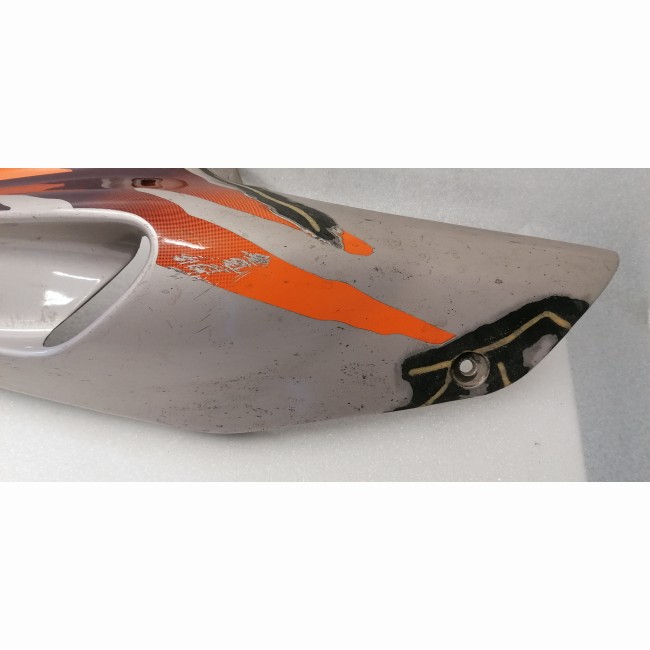 Flanc arrière droit Honda 900 CBR