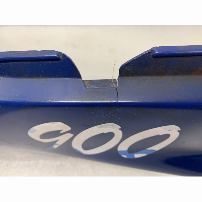 Flanc arrière droit Honda 900 CBR