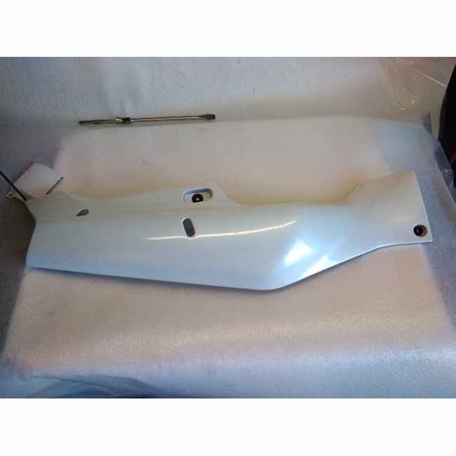 Flanc arrière droit Suzuki 750 GSXR