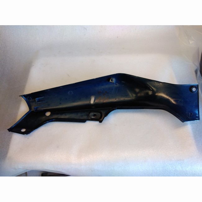 Flanc arrière droit Suzuki 750 GSXR W