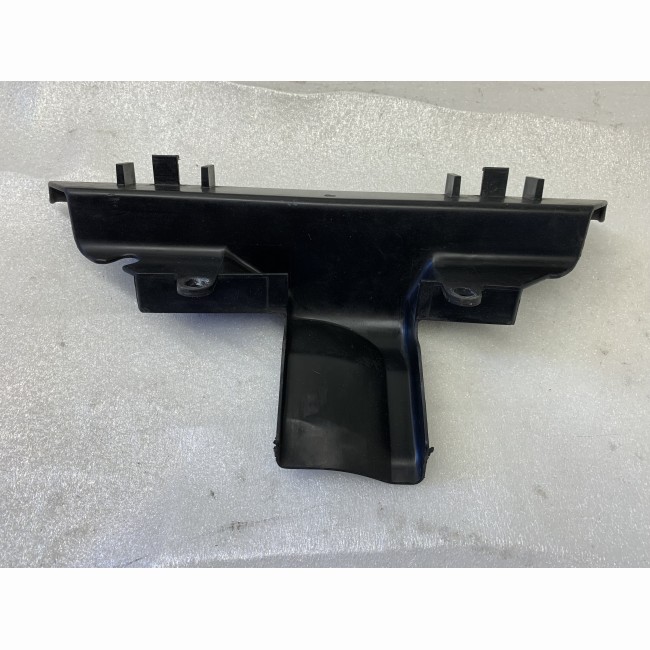 Plastique maintien pare chaleur Honda 900 CBR