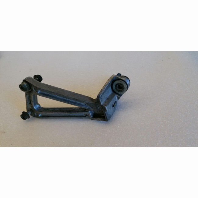 Platine passager droite Kawasaki 750 ZXR J