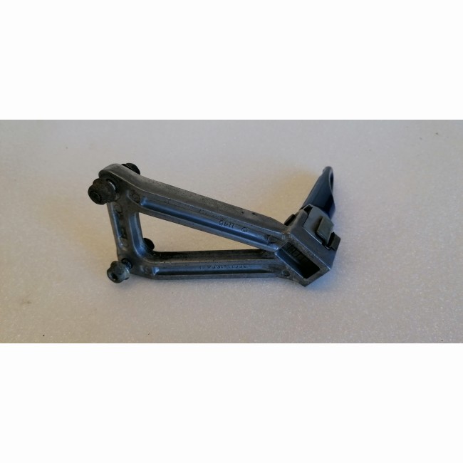 Platine passager gauche Kawasaki 750 ZXR J