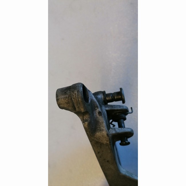 Platine repose pied Yamaha 600 XJ