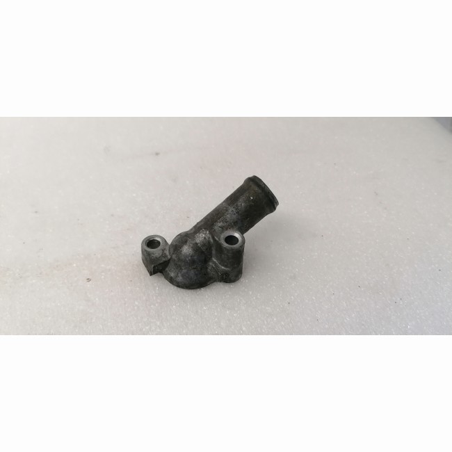 Prise durite eau Honda 750 VFR RC36