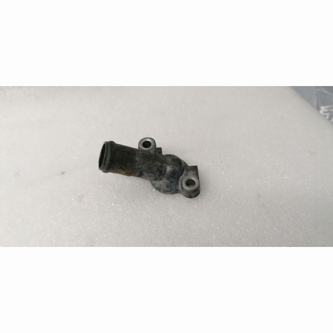 Prise durite eau Honda 750 VFR RC36