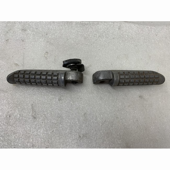 Repose pied passager Kawasaki 600 ZZR