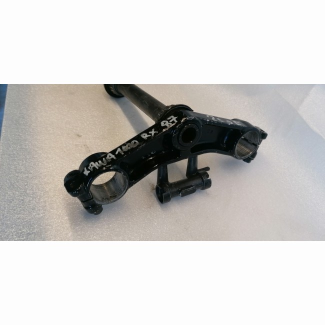 Té de fourche inférieur Kawasaki 1000 GPZ RX