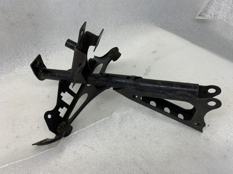 Araignée Support Carénage Compteur Honda CBR 1000 RR 2004-2007 - Pièce Neuve Référence SC57 64501-MEL-10
